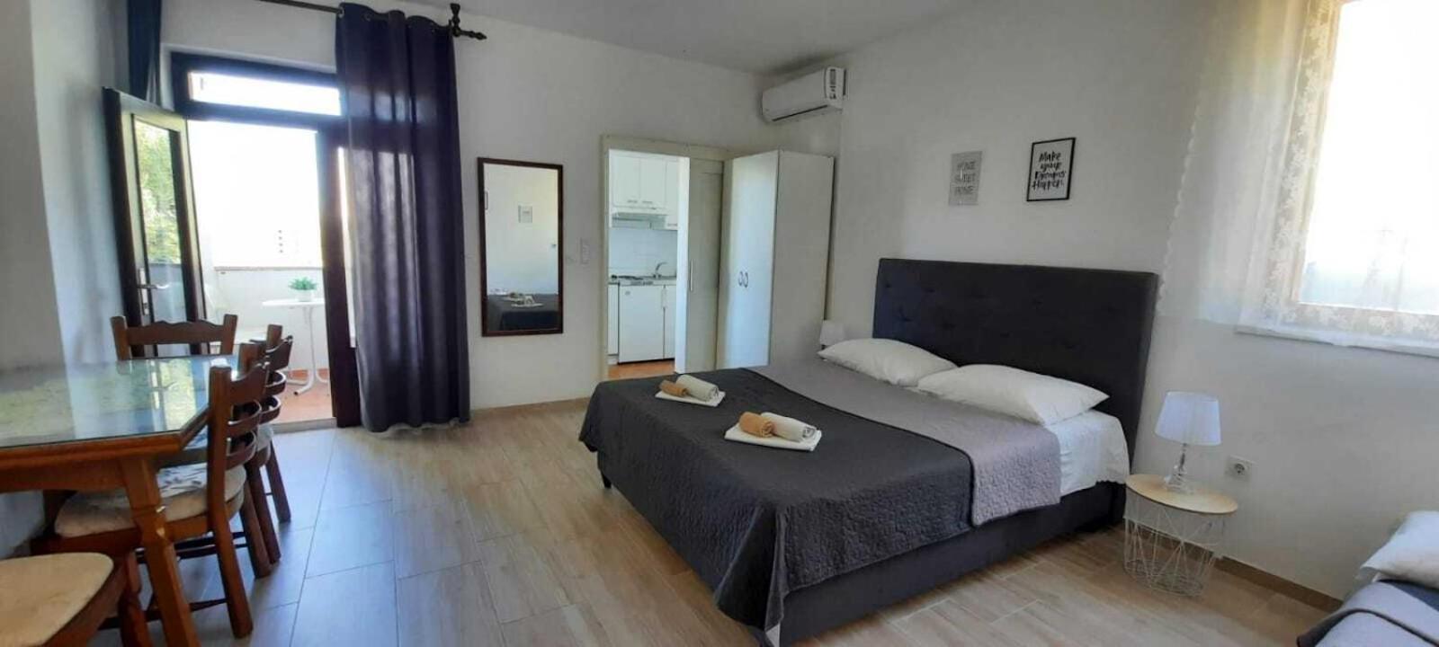 Apartments Elenora Брист Экстерьер фото