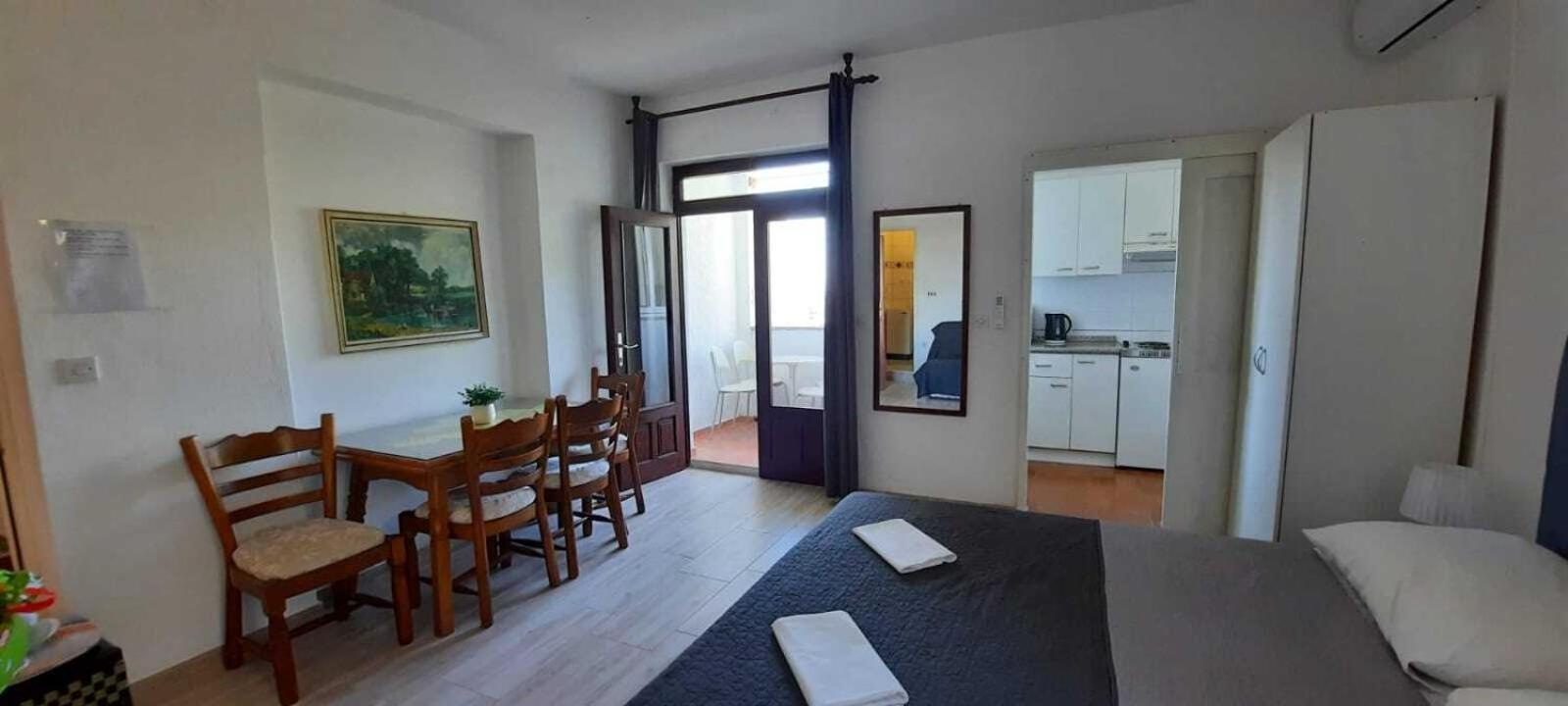 Apartments Elenora Брист Экстерьер фото