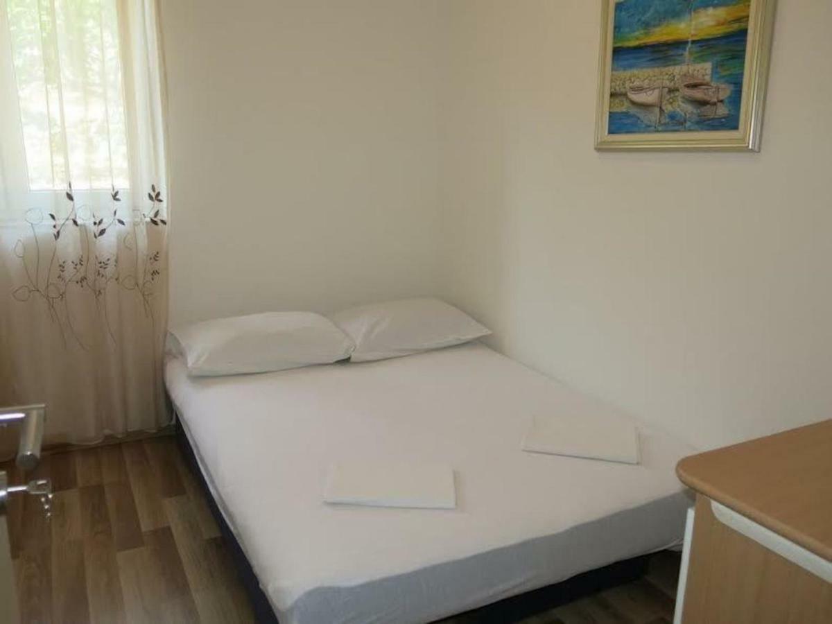 Apartments Elenora Брист Экстерьер фото